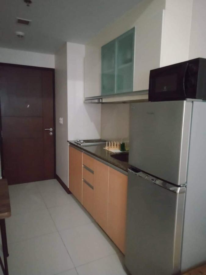 101 Newport Boulevard -terminal 3 Airport Apartment Manila