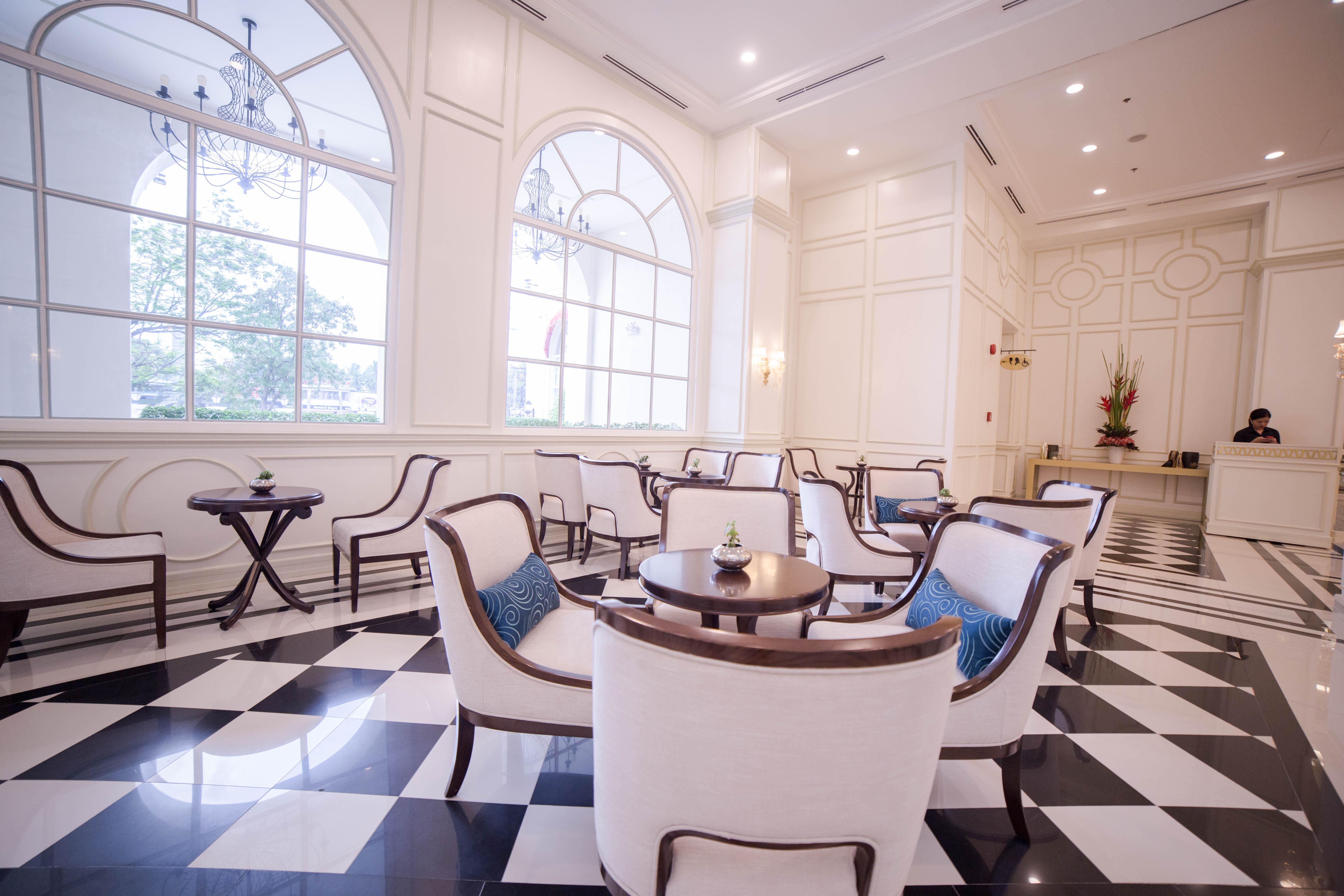 Rizal Park Hotel 5*