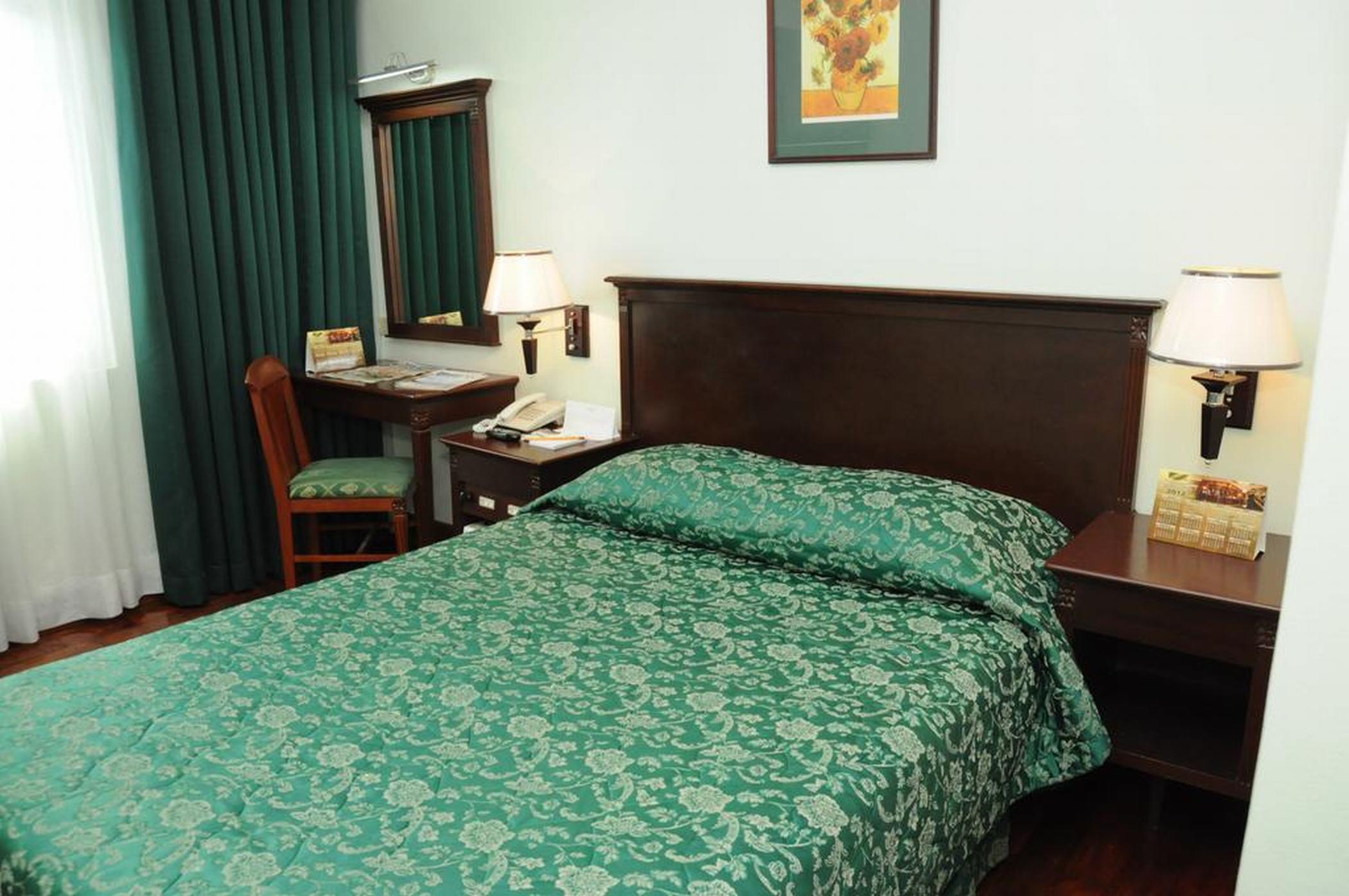 Citystate Tower 4* Manila