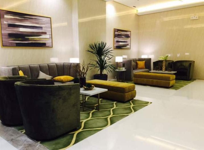 Apartment 101 Newport Boulevard -terminal 3 Airport *