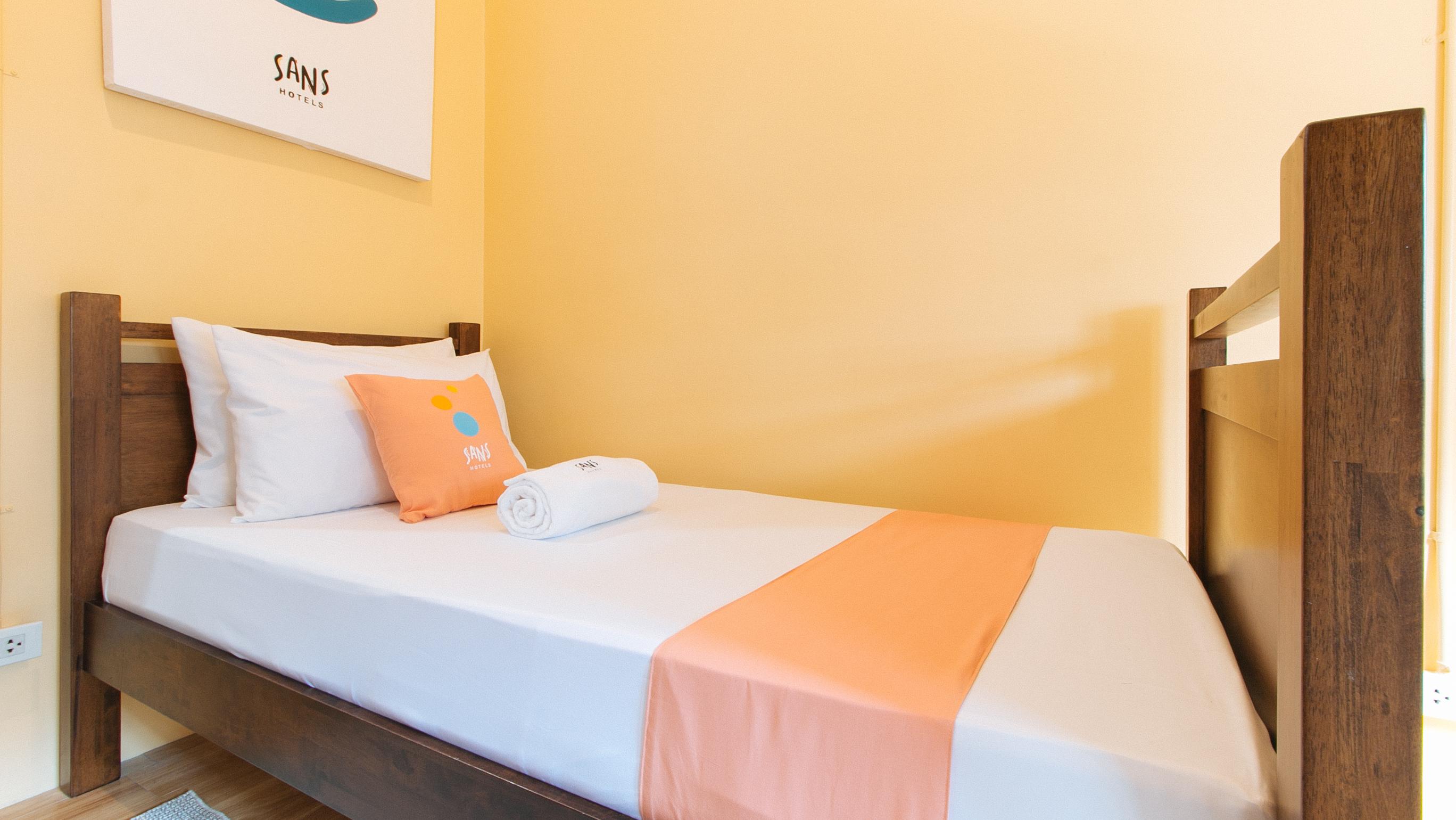 Hotel Sans Laperal