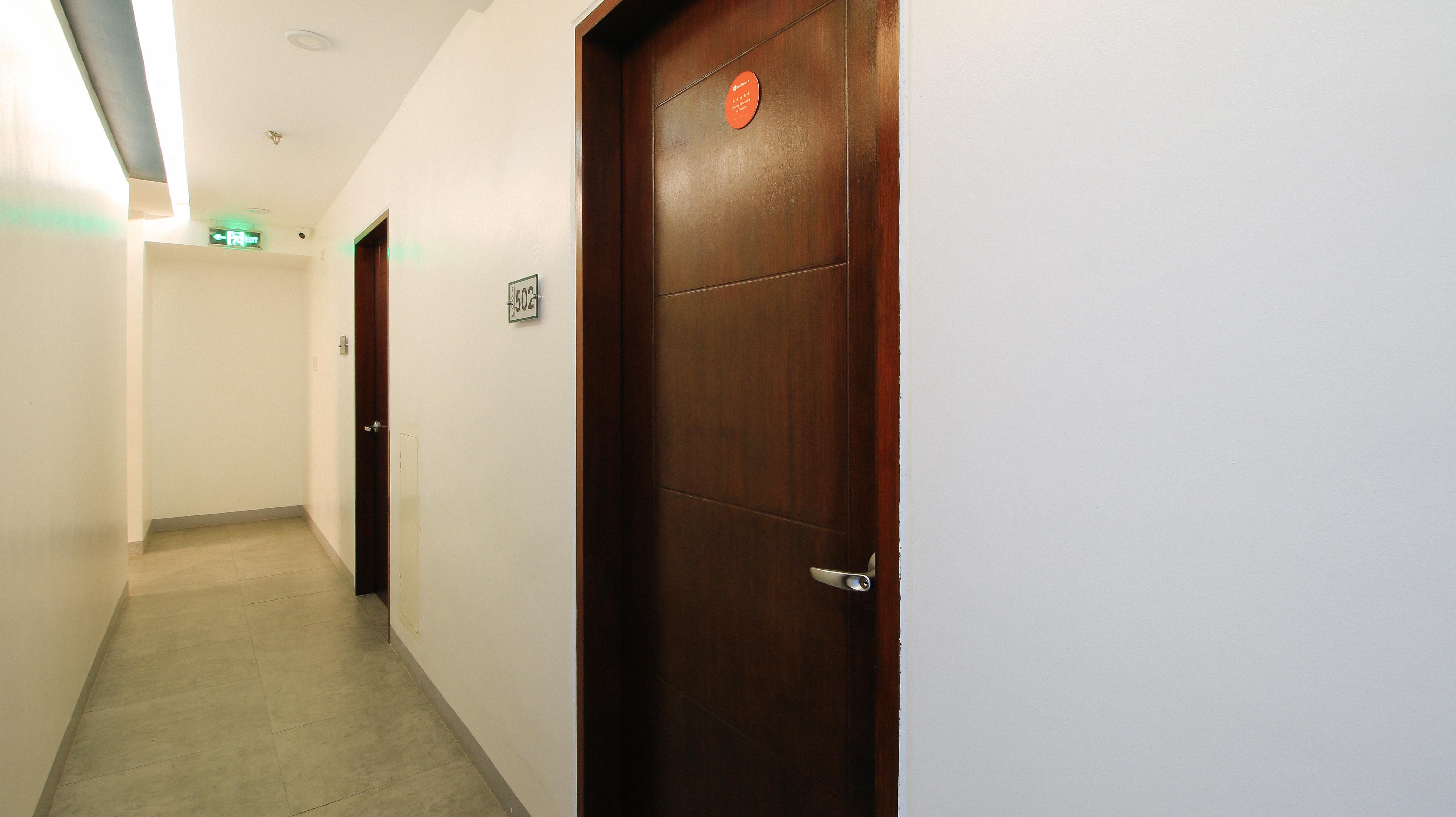 Reddoorz @ San Marcelino Malate 3*