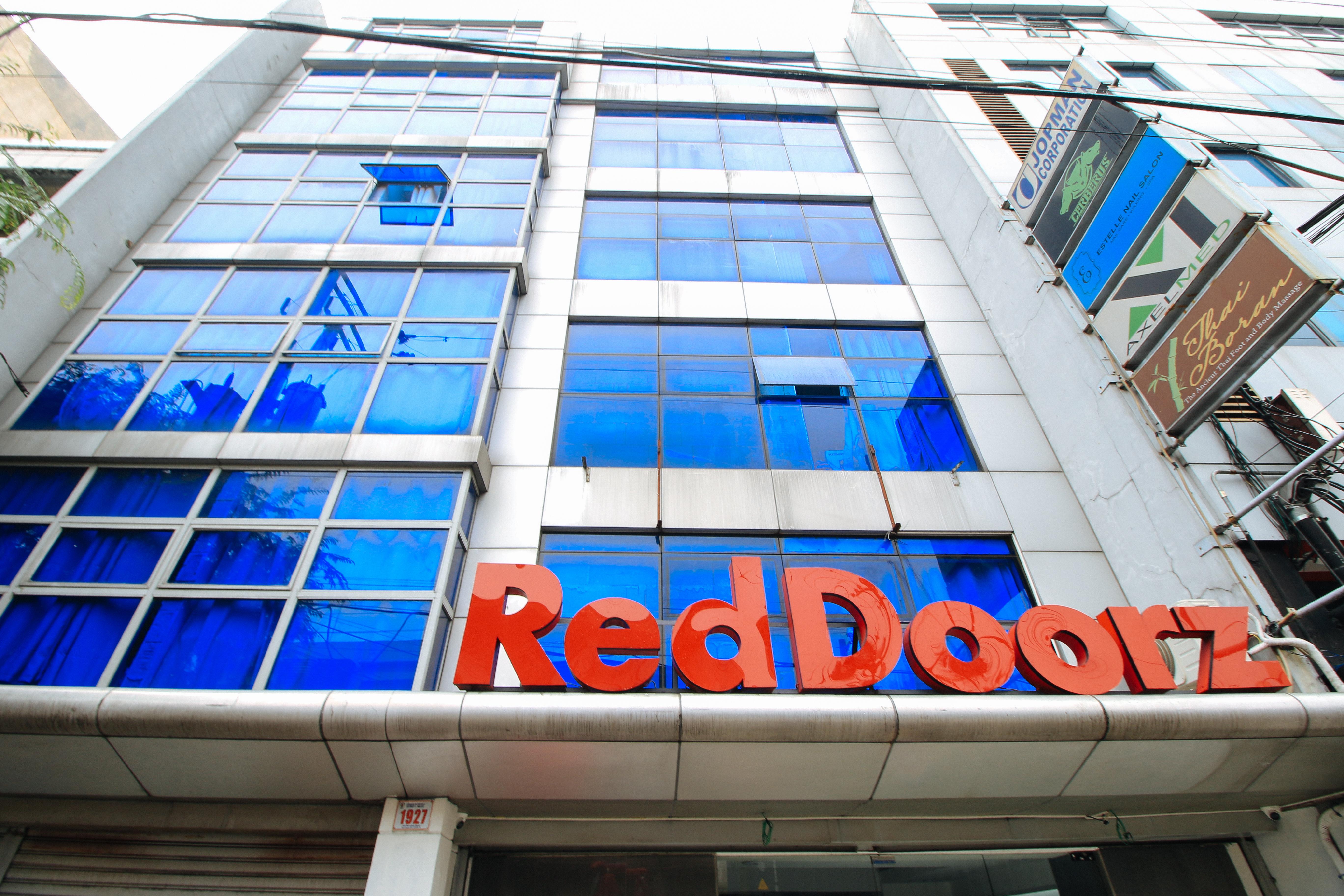 Reddoorz @ San Marcelino Malate Hotel 3*