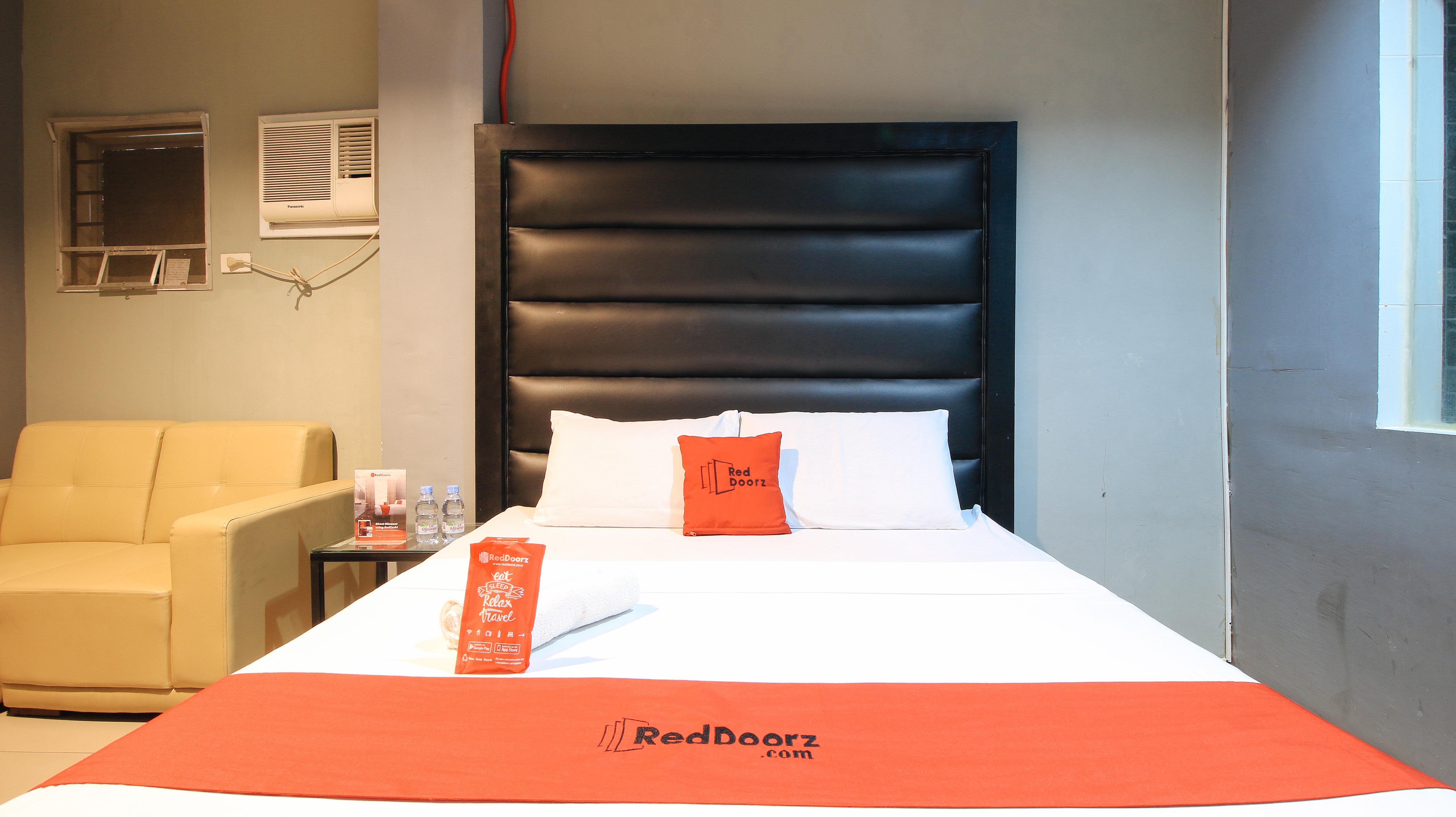 Reddoorz @ P Florentino Street Sampaloc Hotel 2*