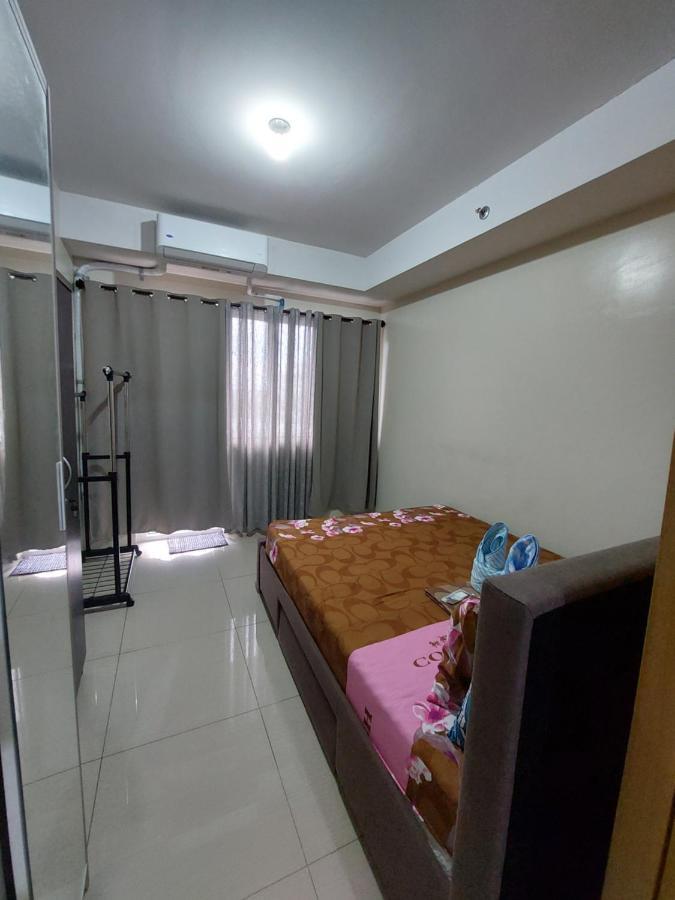 Shell Residences Mall Of - Jona Manila