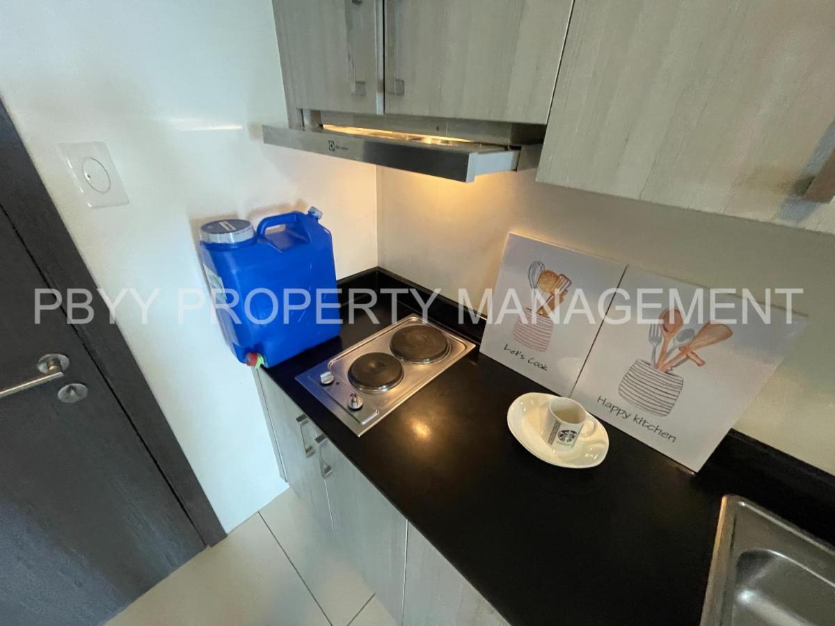 Staycation At Residences 2*