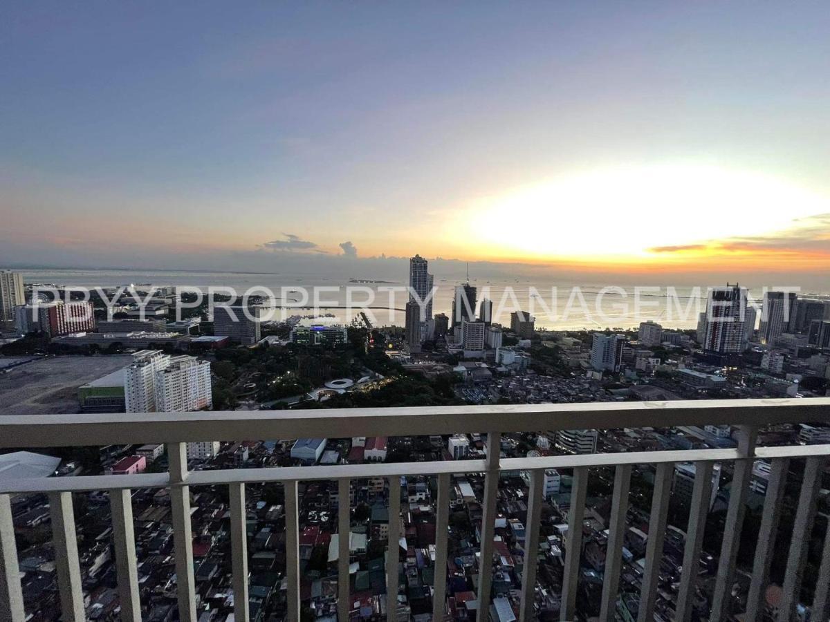Staycation At Residences Aparthotel Manila