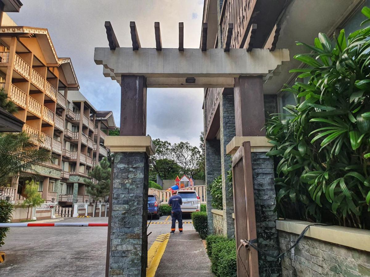 Sweetsuites At Pine Crest #t3-1212 Manila