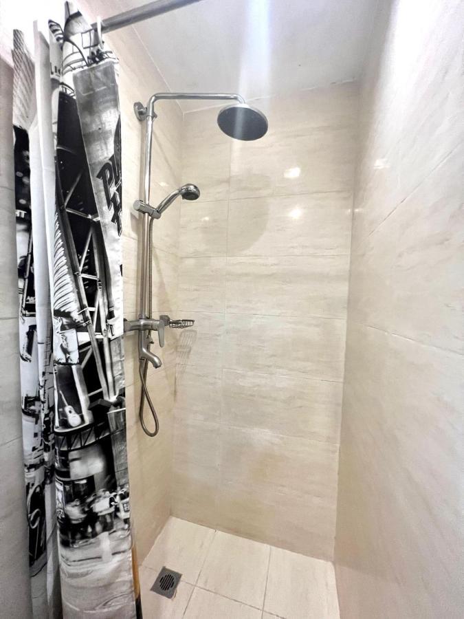Chic And Specious Greenbelt Studio With Netflix * Manila