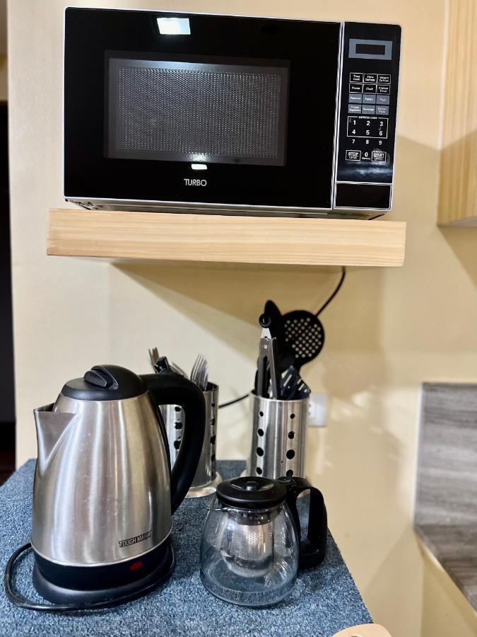 Apartment Chic And Specious Greenbelt Studio With Netflix *