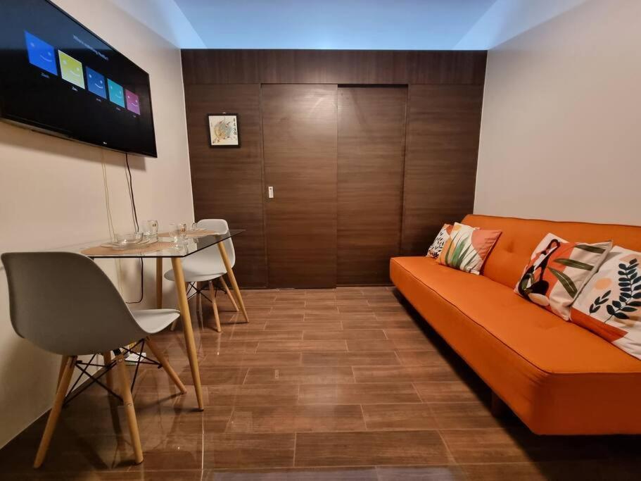 Great View 1 Bedroom In Makati Near Trident Tower *