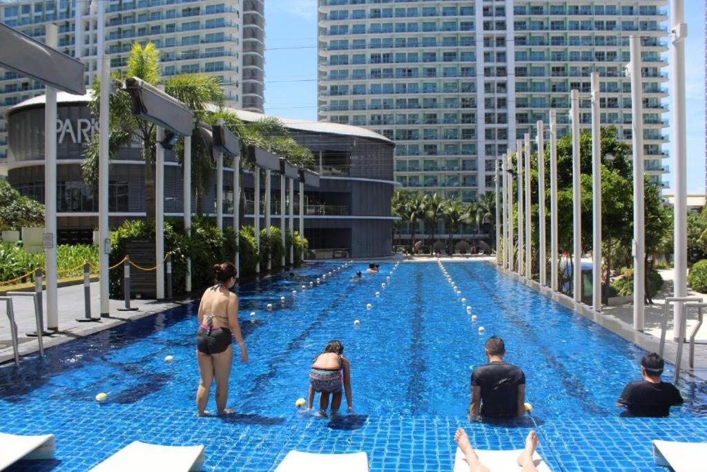 Apartment Azure Urban A1 Balcony Near Mall Airport Manila