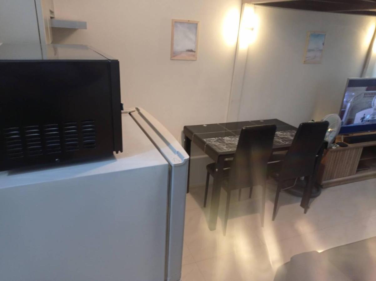 Cozy In The Heart Of Makati City Aparthotel