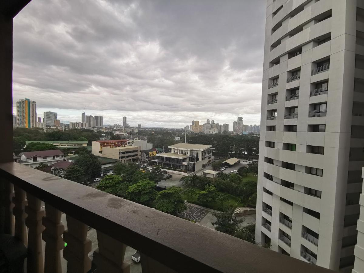 Sweetsuites At Pine Crest #t3-1212 Manila