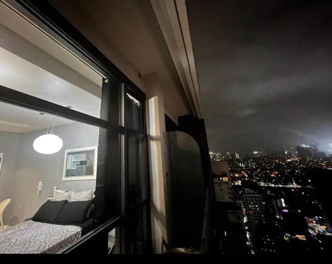 Gramercy 34th Sightseeing * Manila