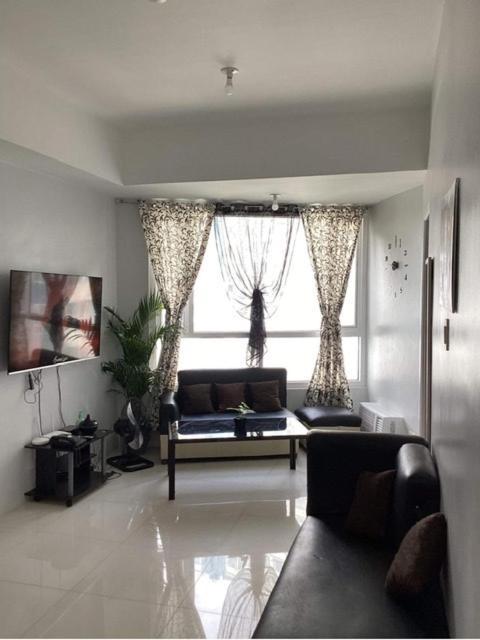 Aparthotel Emma And Jojo's Staycation In Mezza Residences Manila