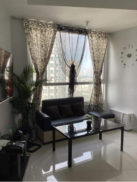 Emma And Jojo's Staycation In Mezza Residences Aparthotel
