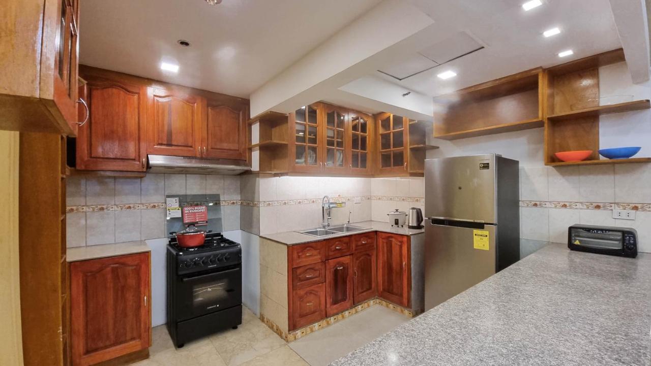 Marina Residential - Rare Units Apartment Manila