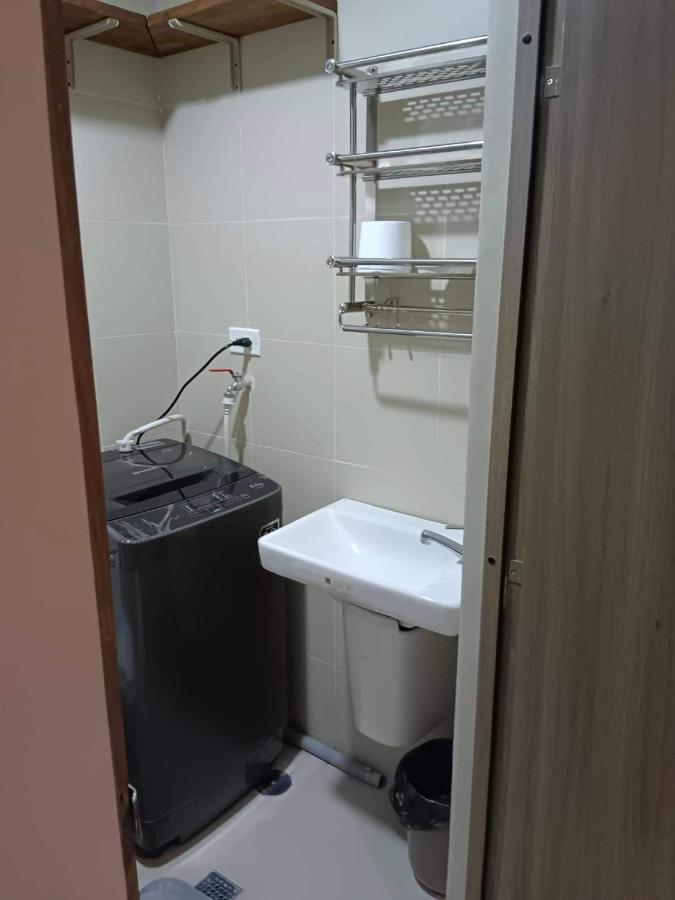 One Bedroom Unit Fame Residences Apartment *