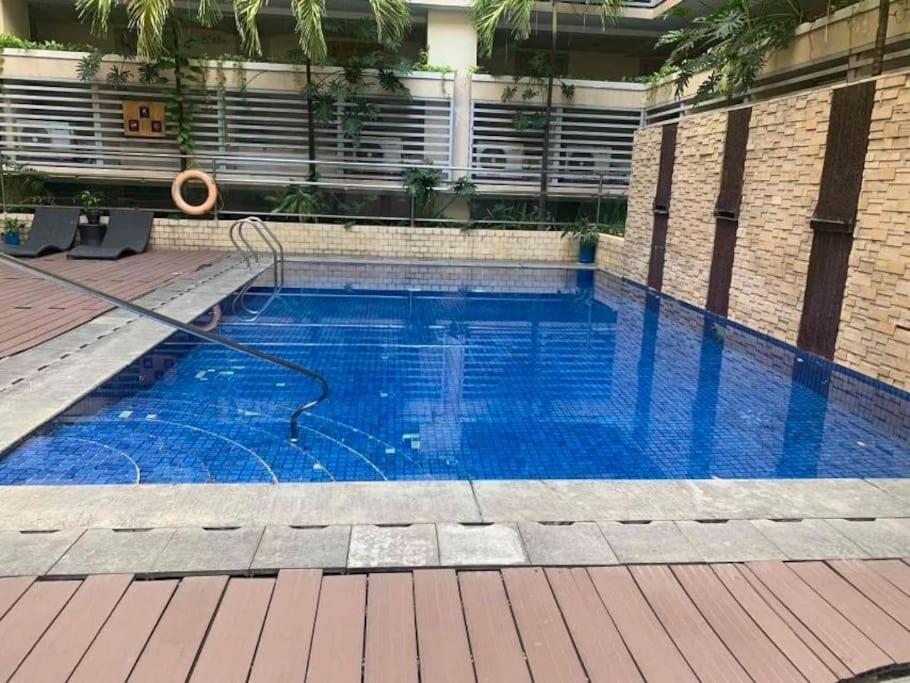 Apartment Lovely Near Naia Terminal 3