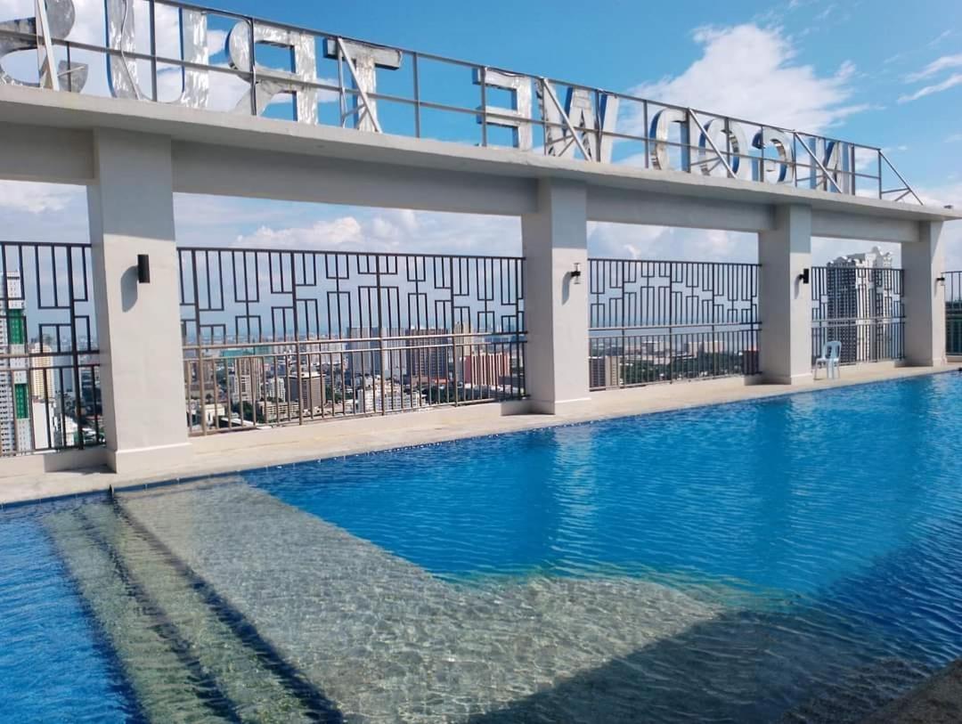 One Taft Residences In Malate Hotel