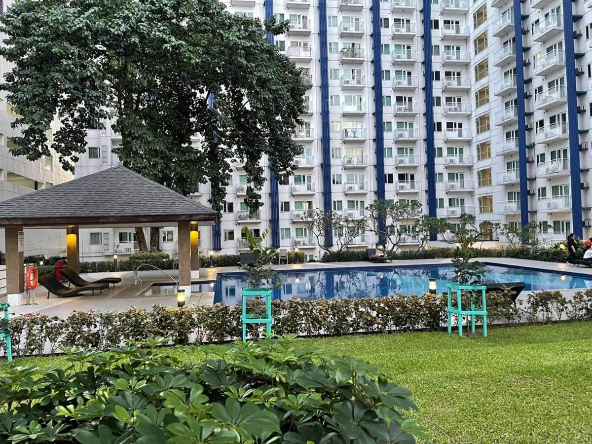 Relaxing City View *