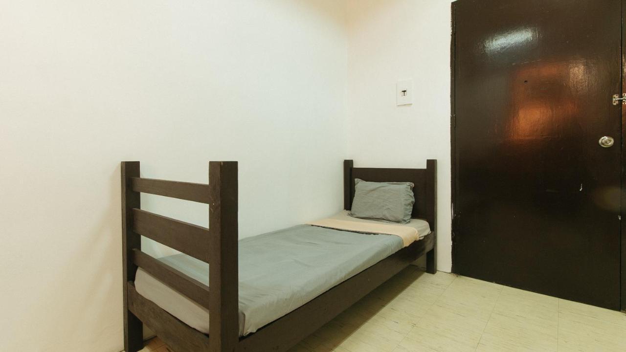Hotel Legarda Place *