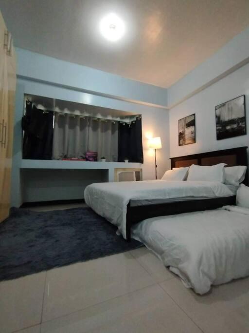 A2j Executive Near Venice Mall Bgc Apartment