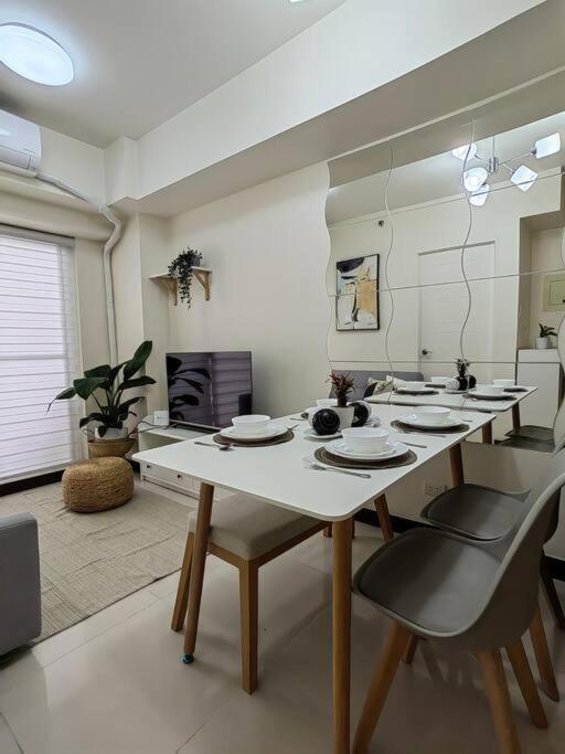 Apartment Happirest Cozy Crib Manila