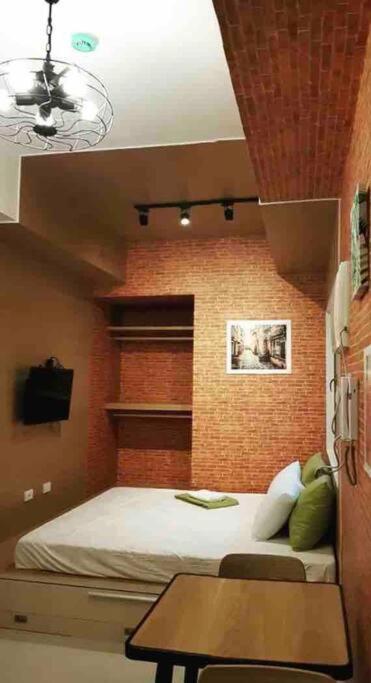 Grass Residences Condotel Apartelle Staycation Qc