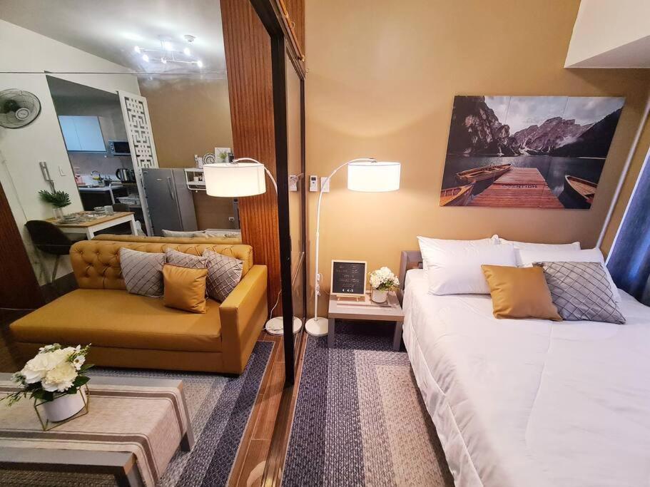 Staycation By Ness In Ayala Makati Apartment