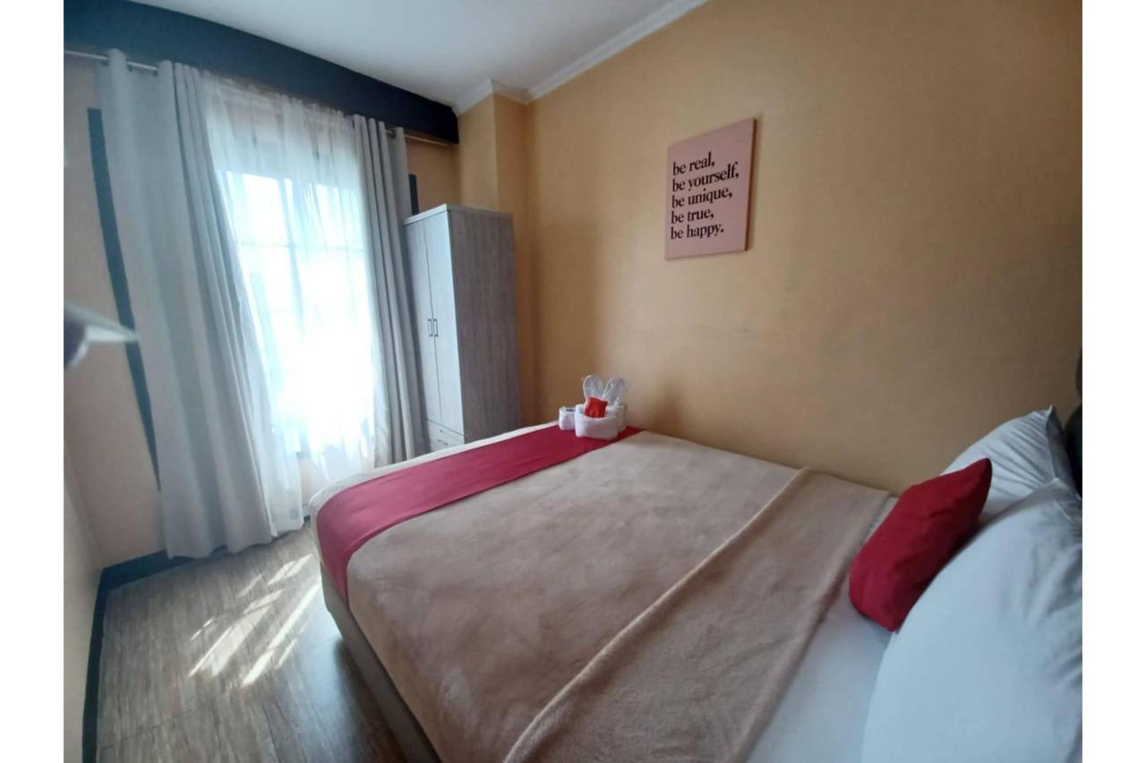 Oyo 908 Silverio Suites Hotel 2*