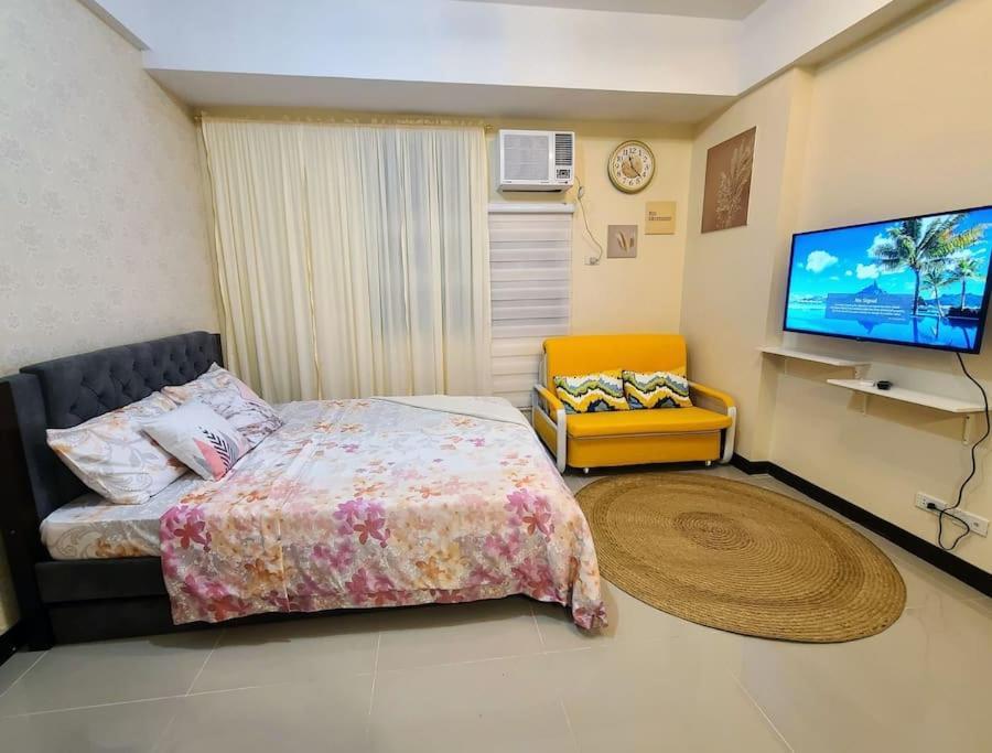 House Of B&y At 101 Newport Across Naia T3 * Manila