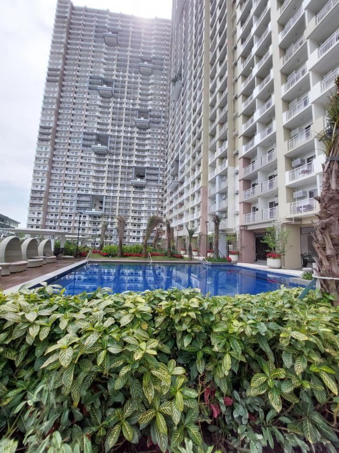 Infina Towers Project 4 Aurora Boulevard Quezon
