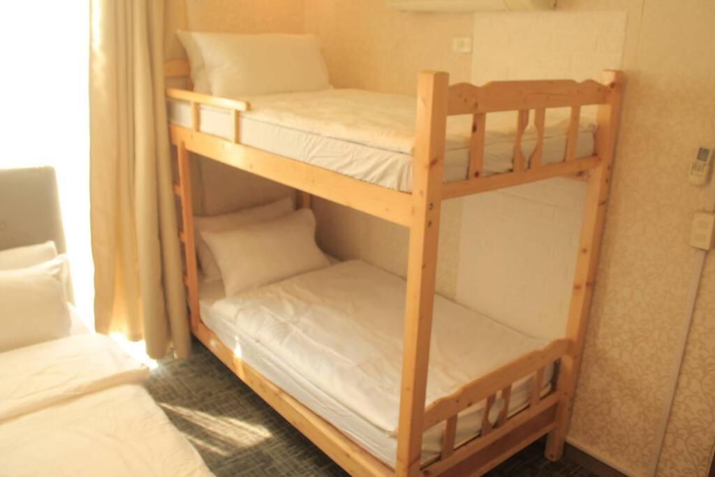 A2j Luxury 1br Balcony Near Venice Mall Bgc * Manila