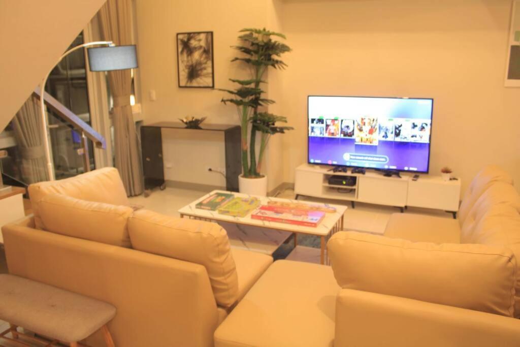 A2j Luxury 3br Near Uptown Mall Bgc Taguig Manila