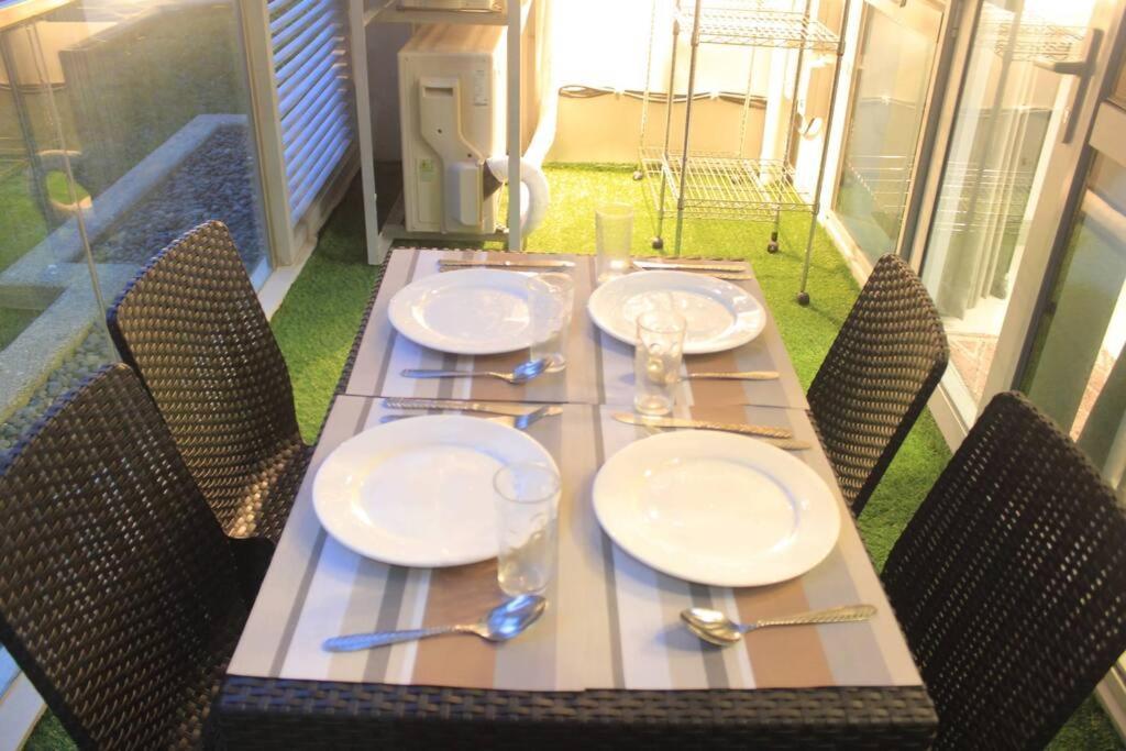 A2j Luxury 3br Near Uptown Mall Bgc Taguig