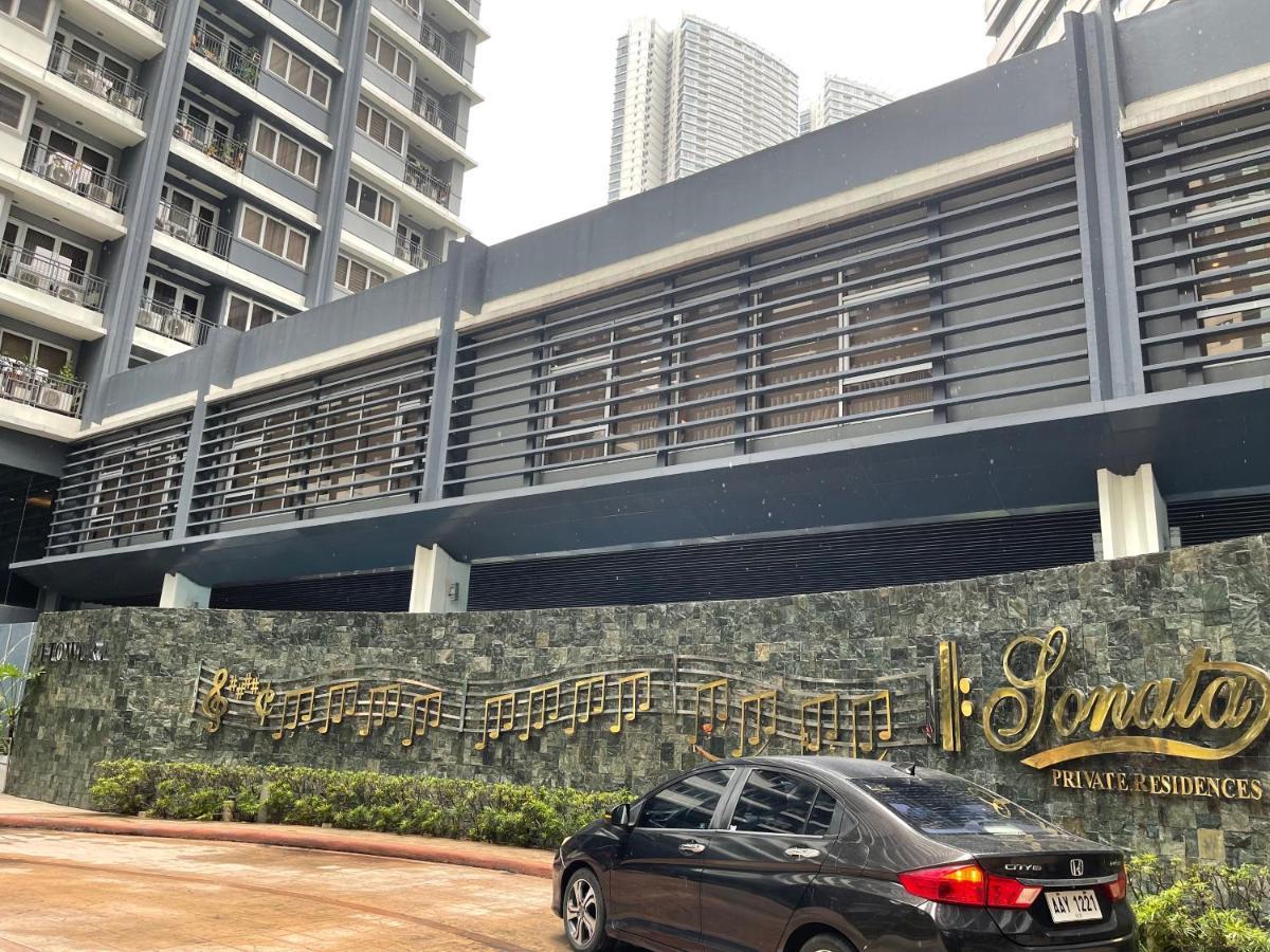 Apartamento Luxury Suite Across Sm Megamall Manila
