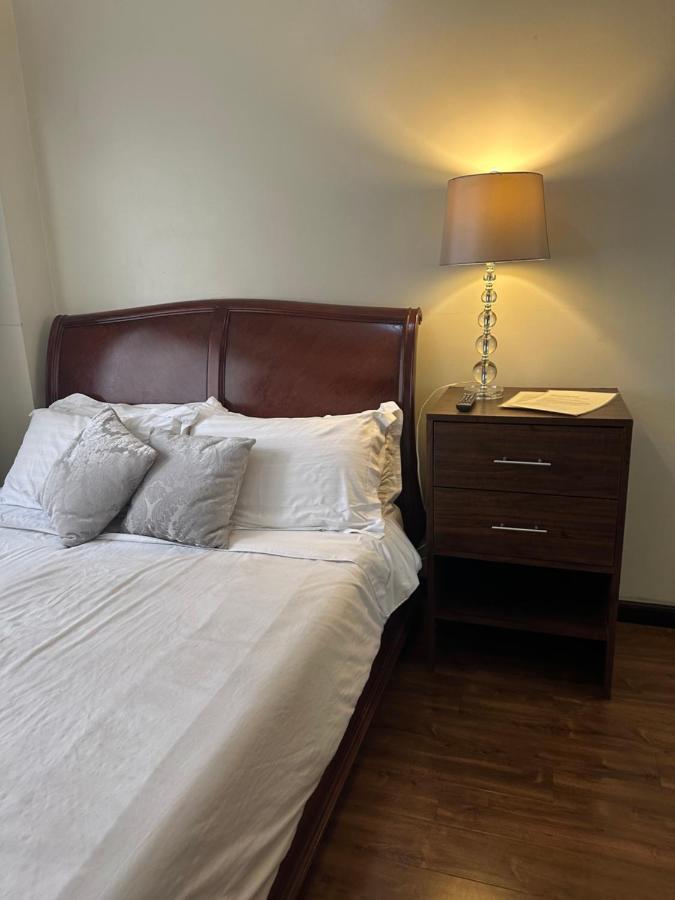 Luxury Suite Across Sm Megamall Manila