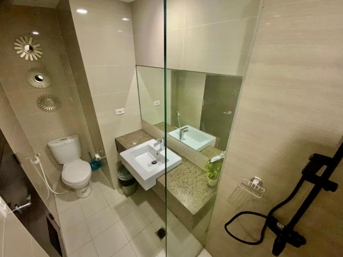 The Haven At One Eastwood Tower 1 No Pets Allowed