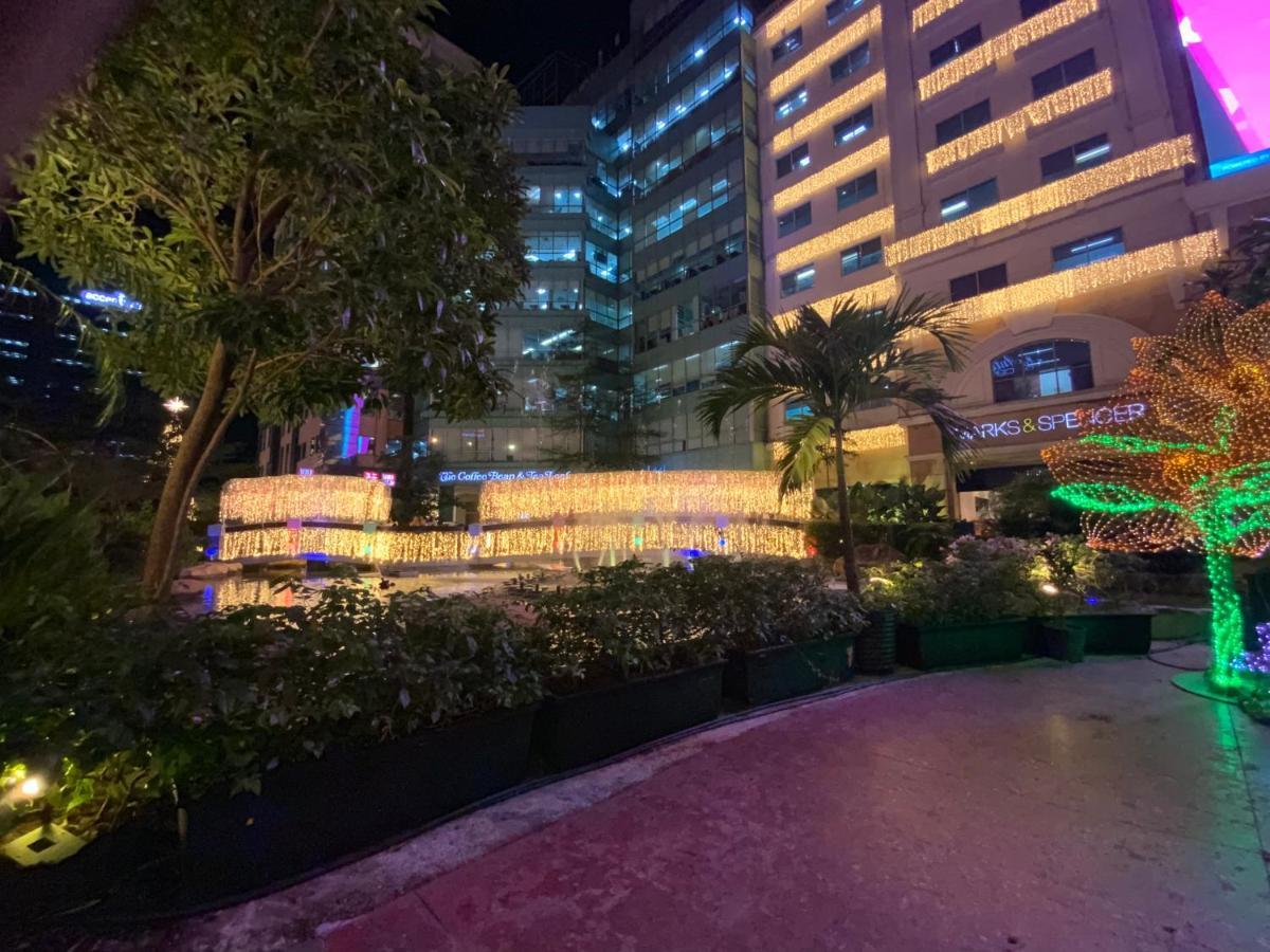 The Haven At One Eastwood Tower 1 No Pets Allowed Apartment *