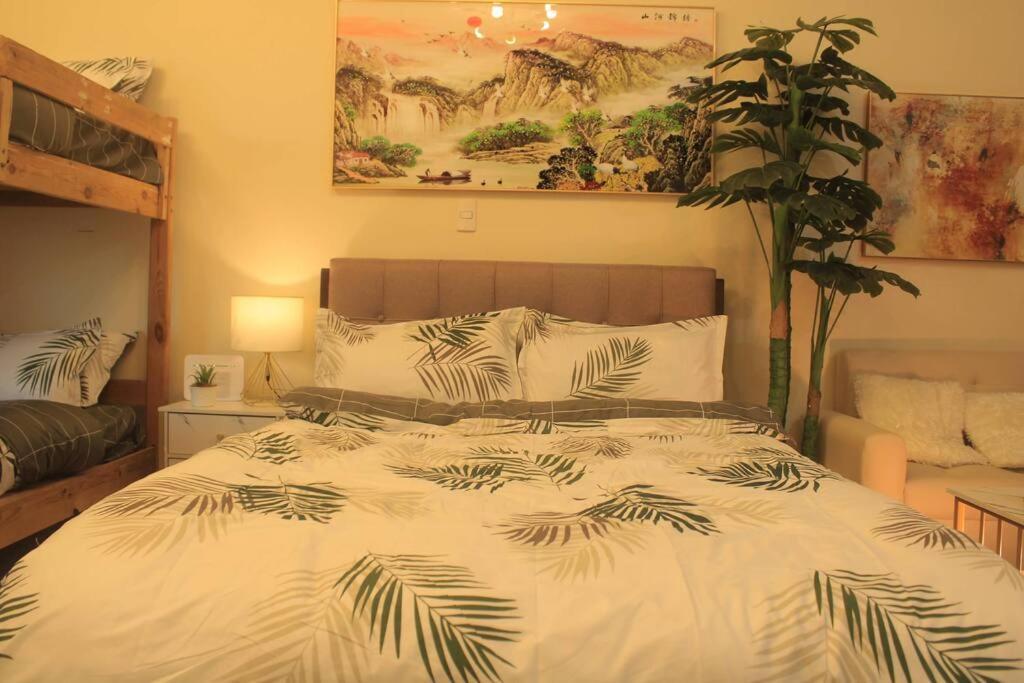 A2j Luxury Near Venice Mall Bgc Taguig Apartment *