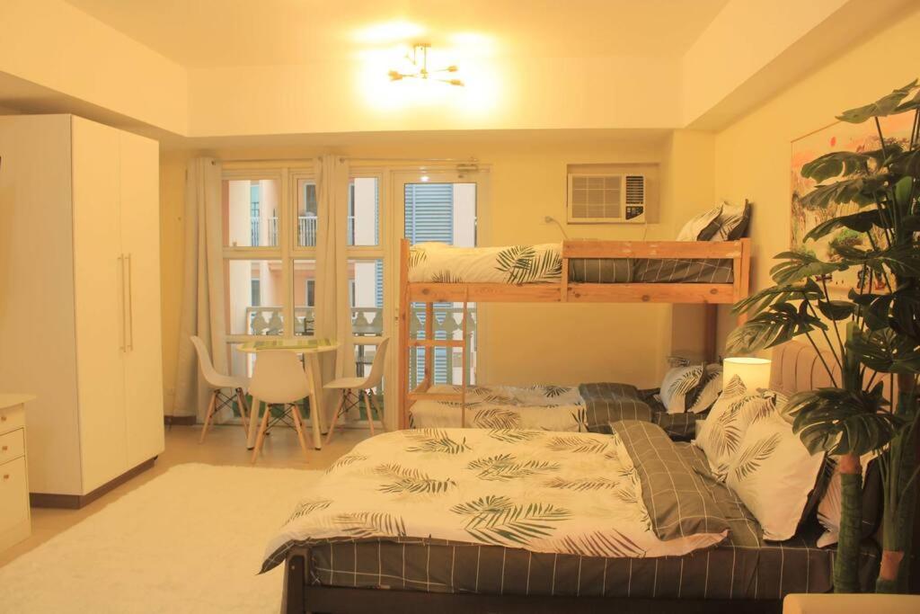 A2j Luxury Near Venice Mall Bgc Taguig Apartment Manila