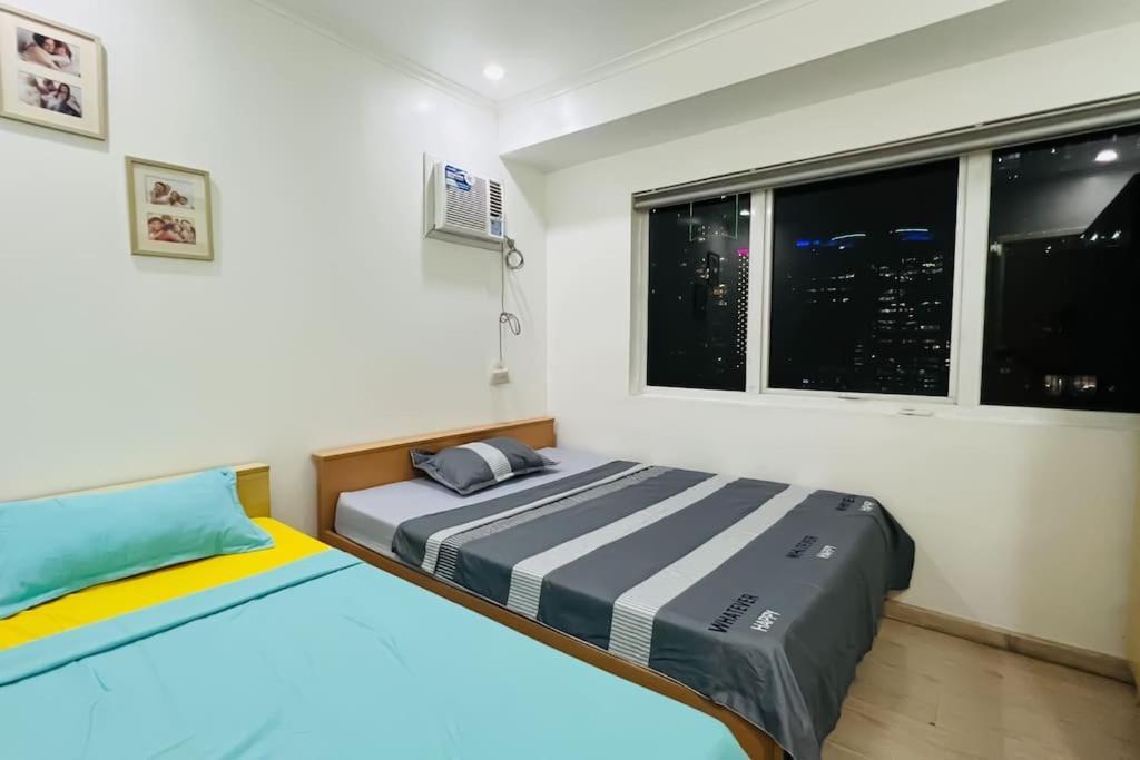 Bgc 2br Near Sm Aura With Free Parking & Wi-fi Apartment Manila