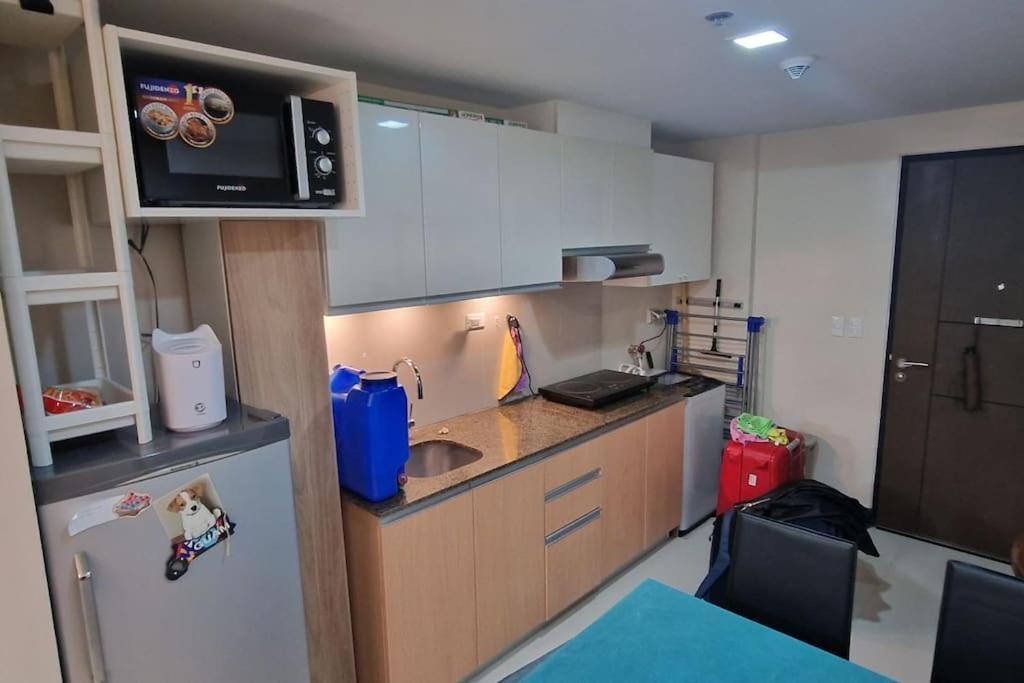 Apartamento Emilio Cozy 1br In Makati Manila