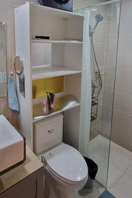 Emilio Cozy 1br In Makati * Manila