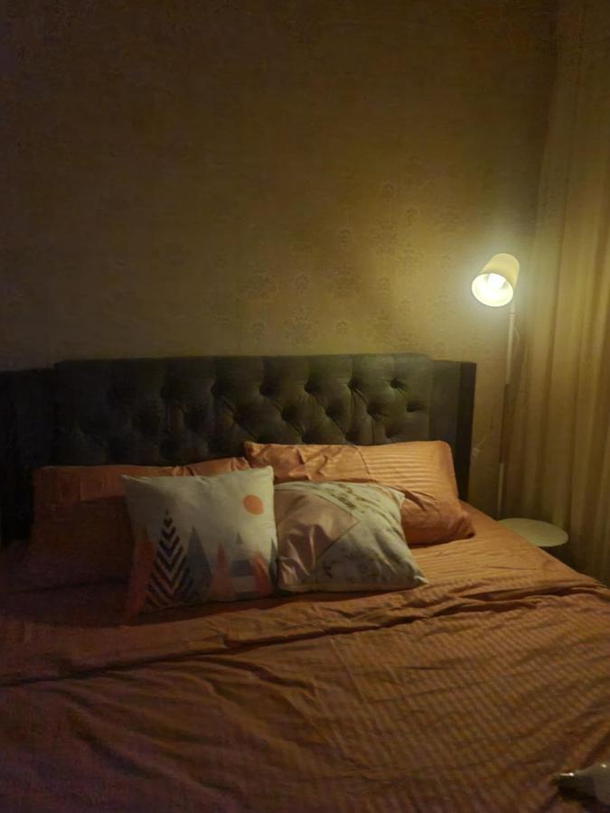 House Of B&y At 101 Newport Across Naia T3 Apartment Manila