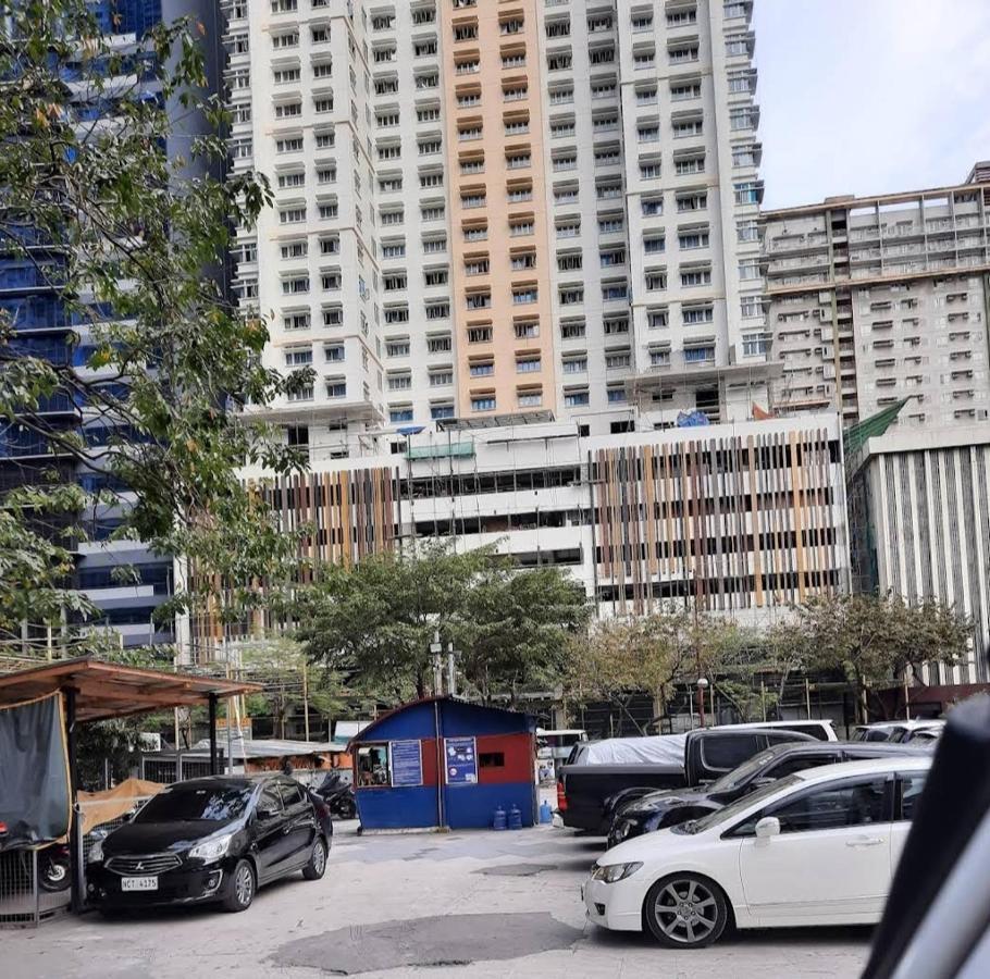 Emilio Cozy 1br In Makati