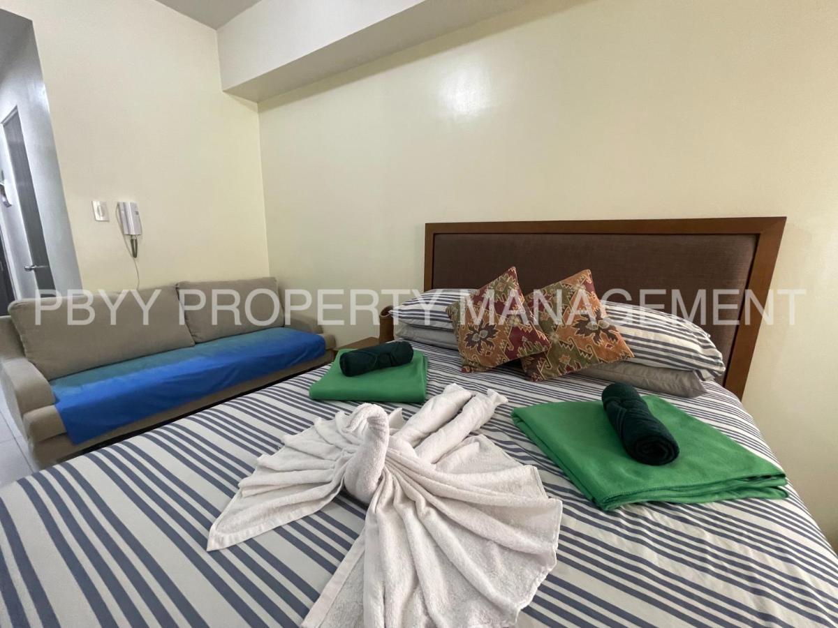 Residences Stays By Pbyy With Complimentary Breakfast For 2 Apartment