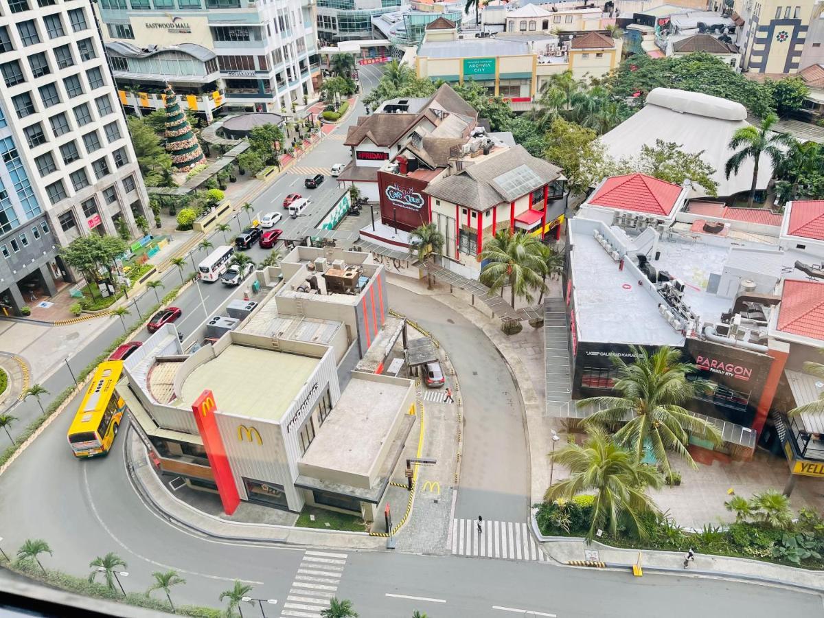 Apartment View, 1br Condo, One Eastwood Avenue Tower 2, Eastwood City, Quezon City, Manila, Philippines -requires Proof Of Id & Vax Card-